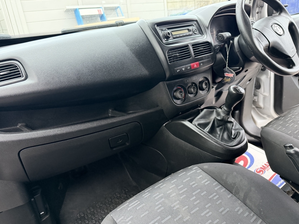 Used Vauxhall Combo 2017 for sale - 77837282: Photo 18