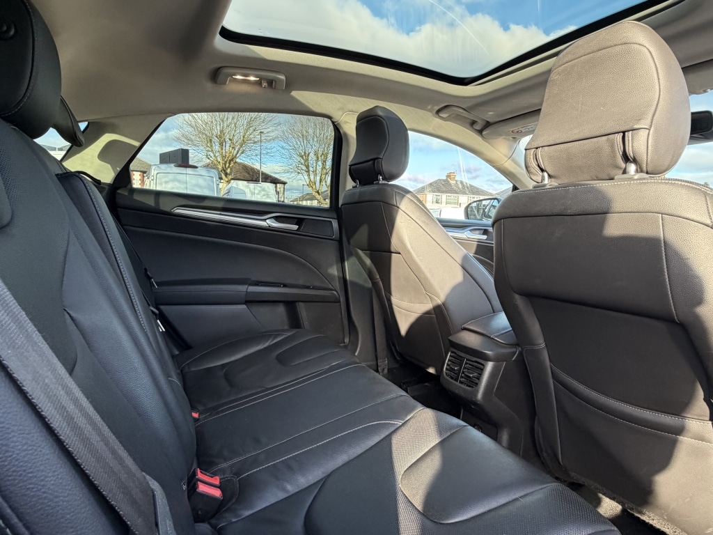 Used Ford Mondeo 2015 for sale - 77115210: Photo 17