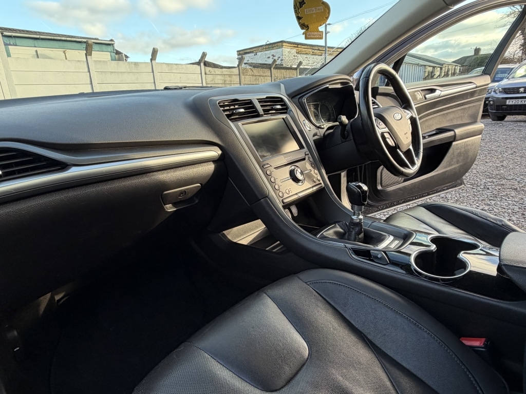 Used Ford Mondeo 2015 for sale - 77115210: Photo 19