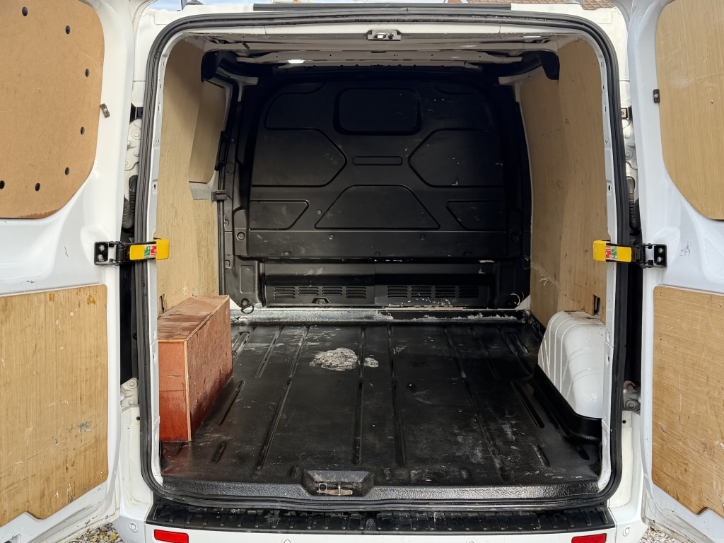 Used Ford Transit Custom 2022 for sale - 76682705: Photo 10