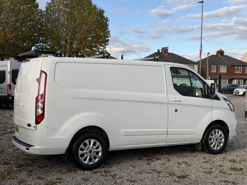 Used Ford Transit Custom 2022 for sale - 76682705: Photo 11