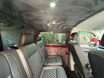 Used Volkswagen Transporter 2024 for sale - 78749471: Photo