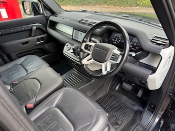 Used Land Rover Defender 110 2021 for sale - 79345773: Photo
