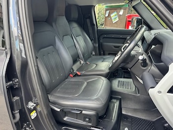 Used Land Rover Defender 110 2021 for sale - 79345773: Photo