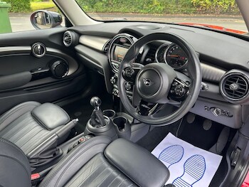 Used MINI Hatch 2019 for sale - 78645043: Photo