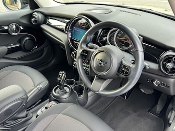 Used MINI Hatch 2021 for sale - 78363700: Photo