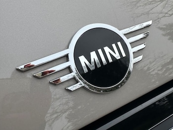 Used MINI Hatch 2021 for sale - 78363700: Photo