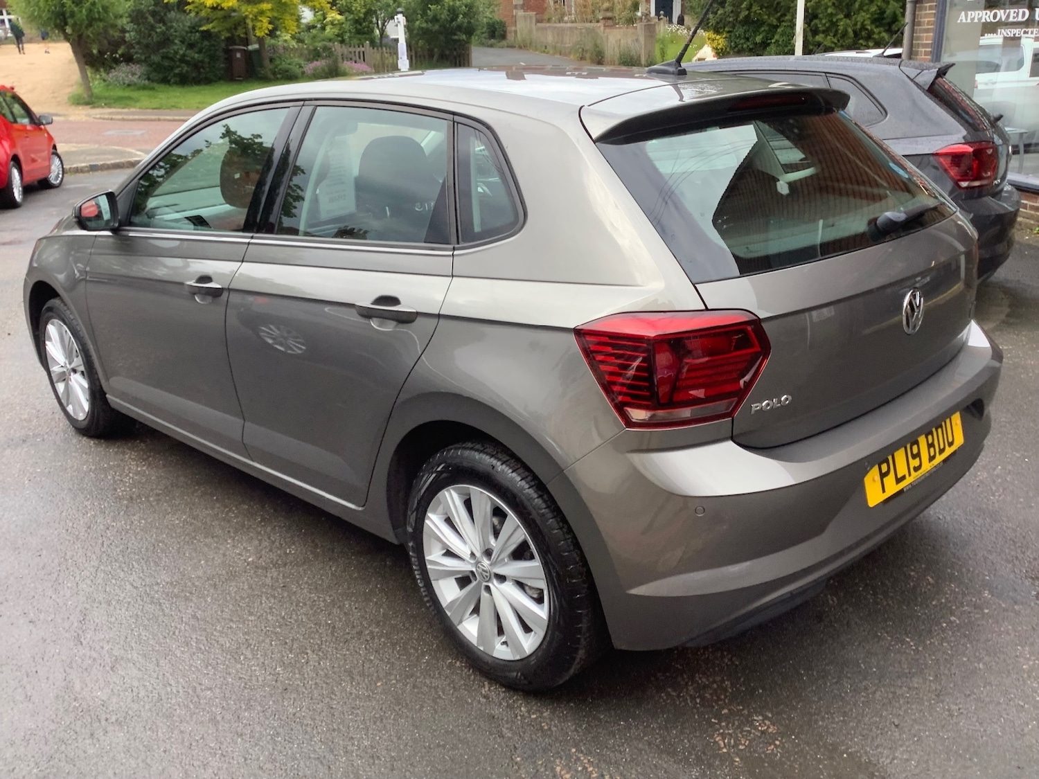 Used Volkswagen Polo 2019 for sale - 76384552: Photo 2