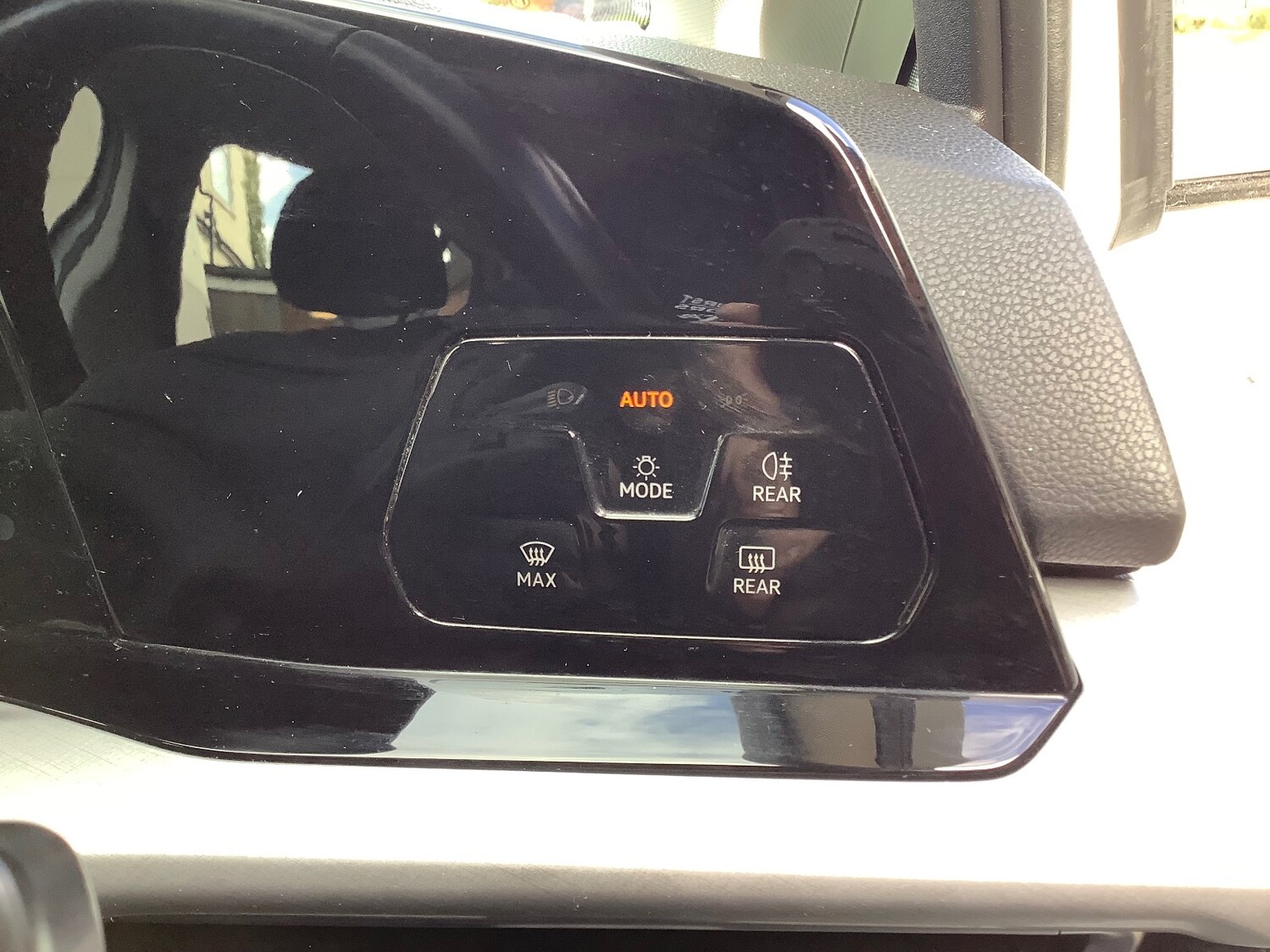 Used Volkswagen Golf 2020 for sale - 76452199: Photo 14