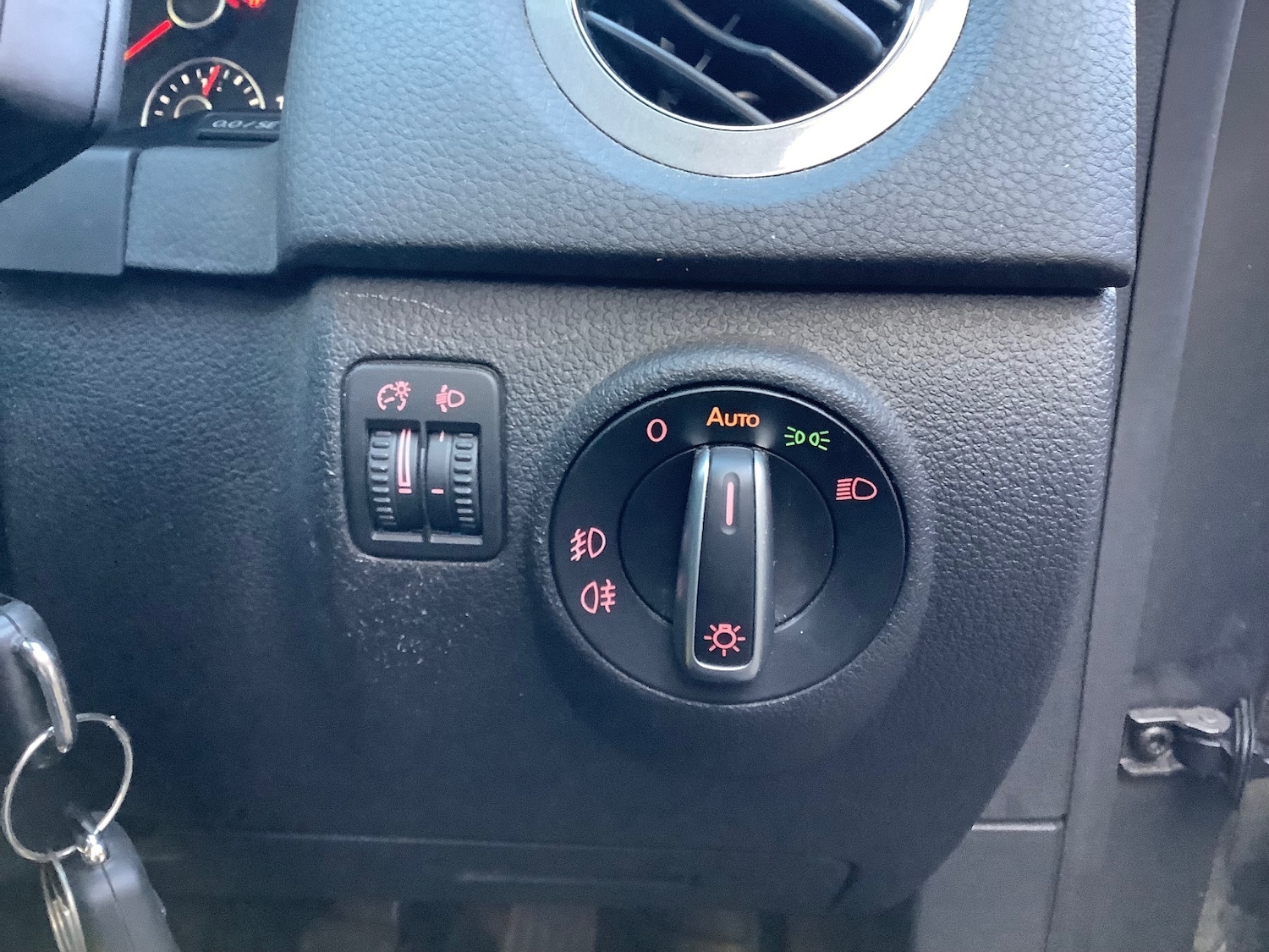 Used Volkswagen Tiguan 2014 for sale - 77095292: Photo 14