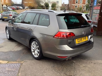 Used Volkswagen Golf 2015 for sale - 77630784: Photo