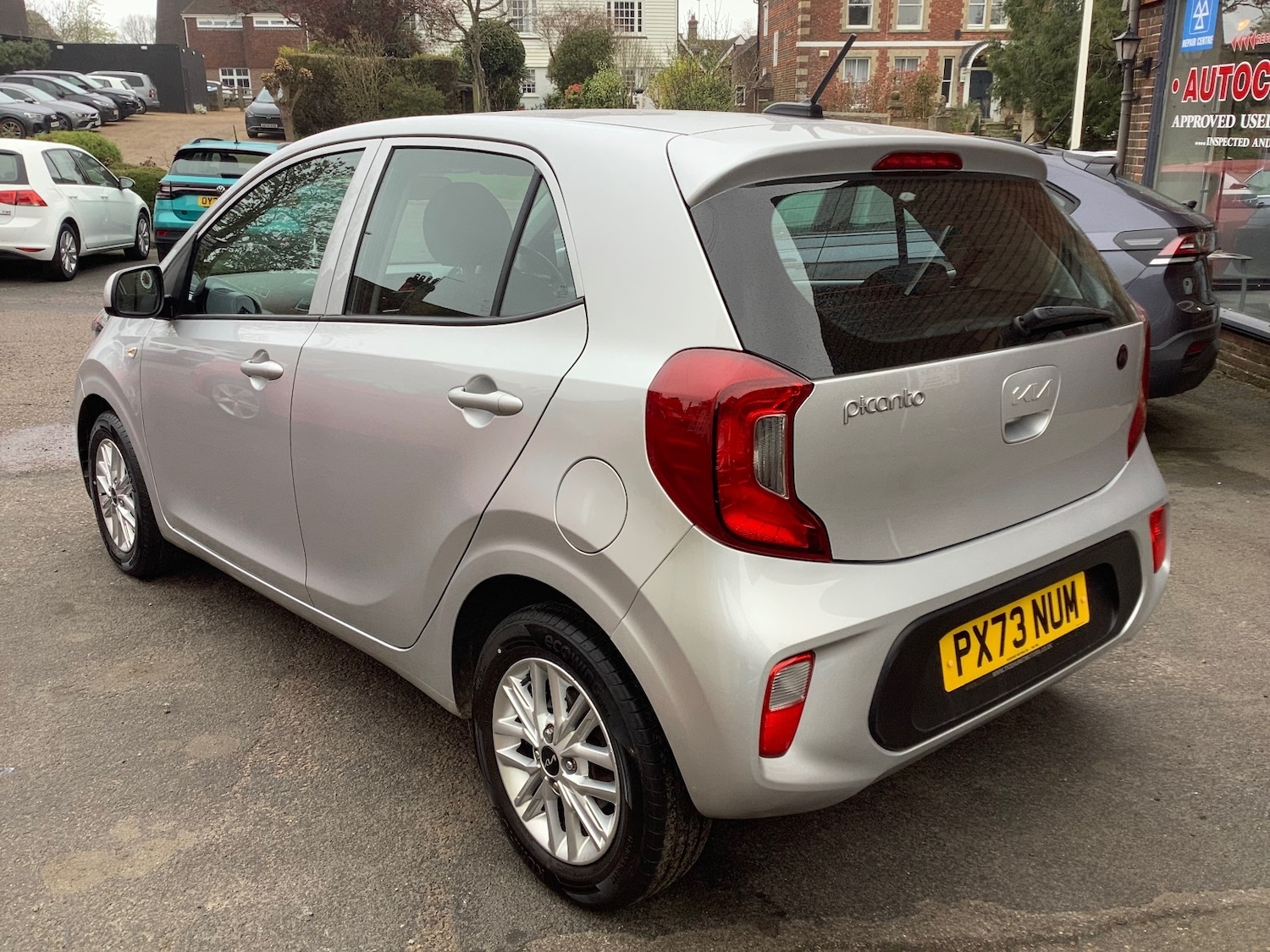 Used Kia Picanto 2023 for sale - 78133602: Photo 2