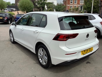 Used Volkswagen Golf 2024 for sale - 78804336: Photo