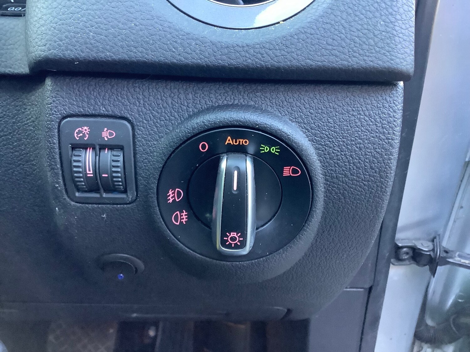 Used Volkswagen Tiguan 2014 for sale - 77786131: Photo 13