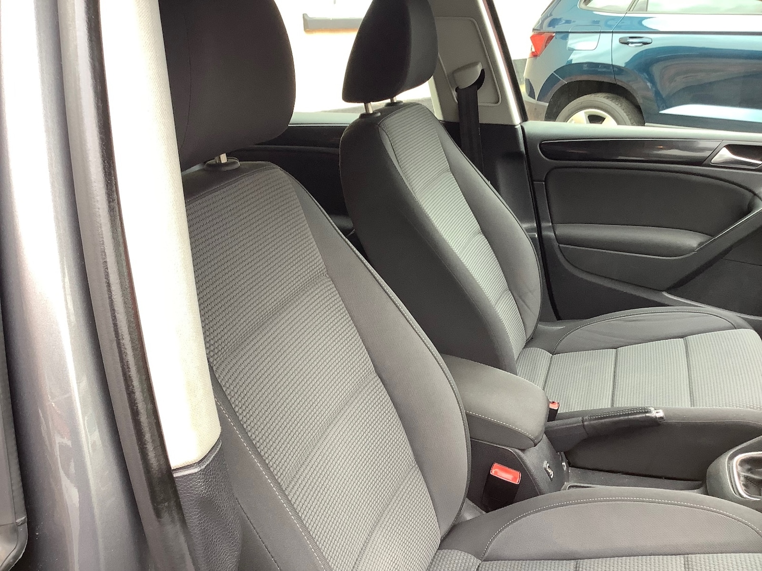 Used Volkswagen Golf 2010 for sale - 77739976: Photo 11