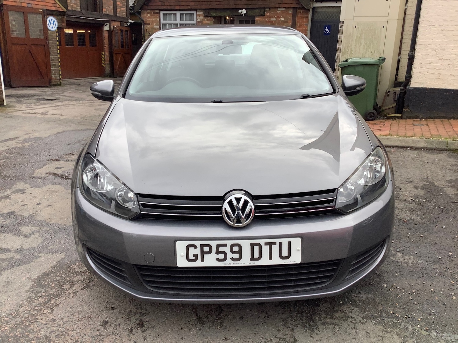 Used Volkswagen Golf 2010 for sale - 77739976: Photo 6