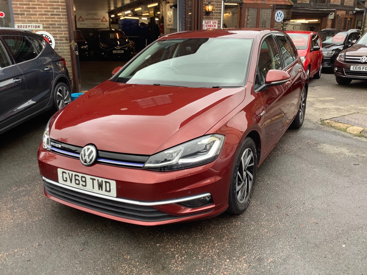 Used Volkswagen Golf 2020 for sale - 76881680: Photo 1