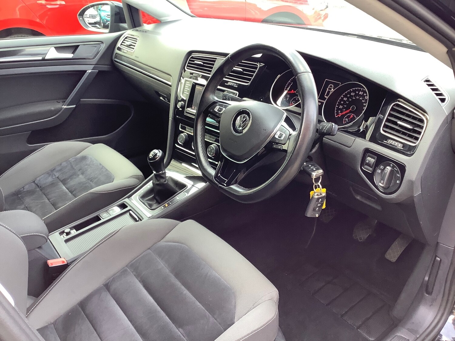 Used Volkswagen Golf 2015 for sale - 78158661: Photo 11