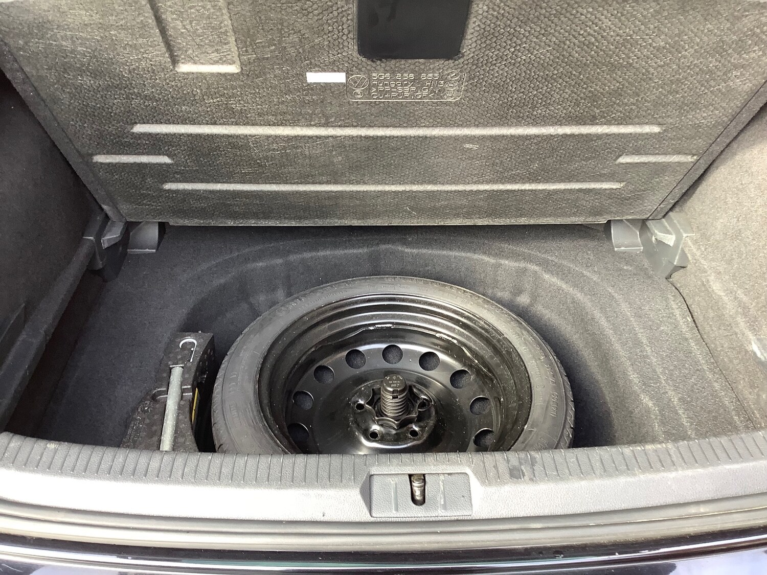 Used Volkswagen Golf 2015 for sale - 78158661: Photo 8