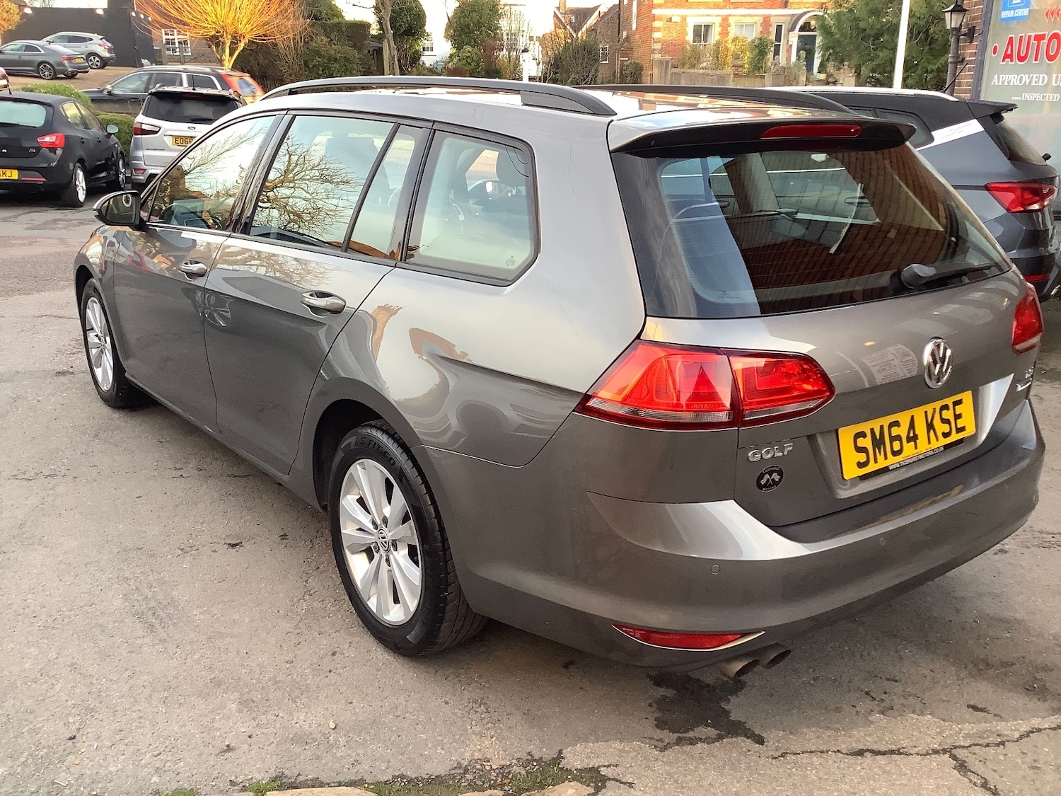Used Volkswagen Golf 2015 for sale - 77013149: Photo 2