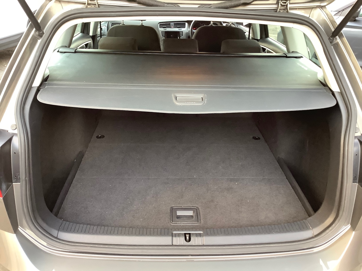 Used Volkswagen Golf 2015 for sale - 77013149: Photo 8