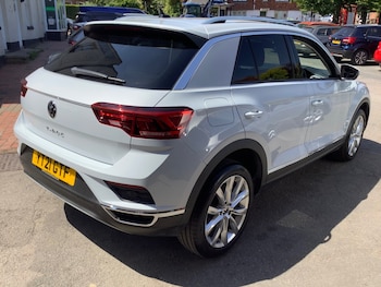 Used Volkswagen T-Roc 2021 for sale - 78724522: Photo