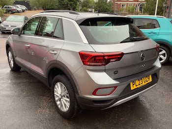 Used Volkswagen T-Roc 2023 for sale - 79677799: Photo