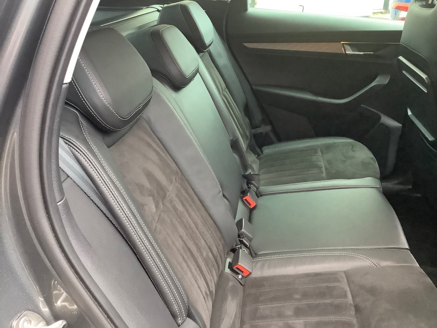 Used Skoda Karoq 2024 for sale - 76623637: Photo 8