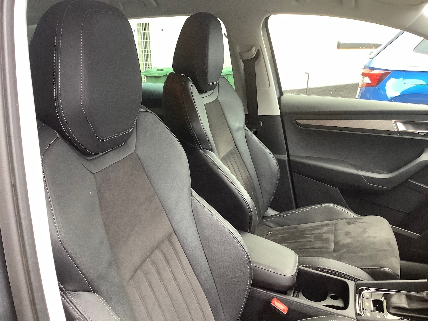 Used Skoda Karoq 2024 for sale - 76623637: Photo 9