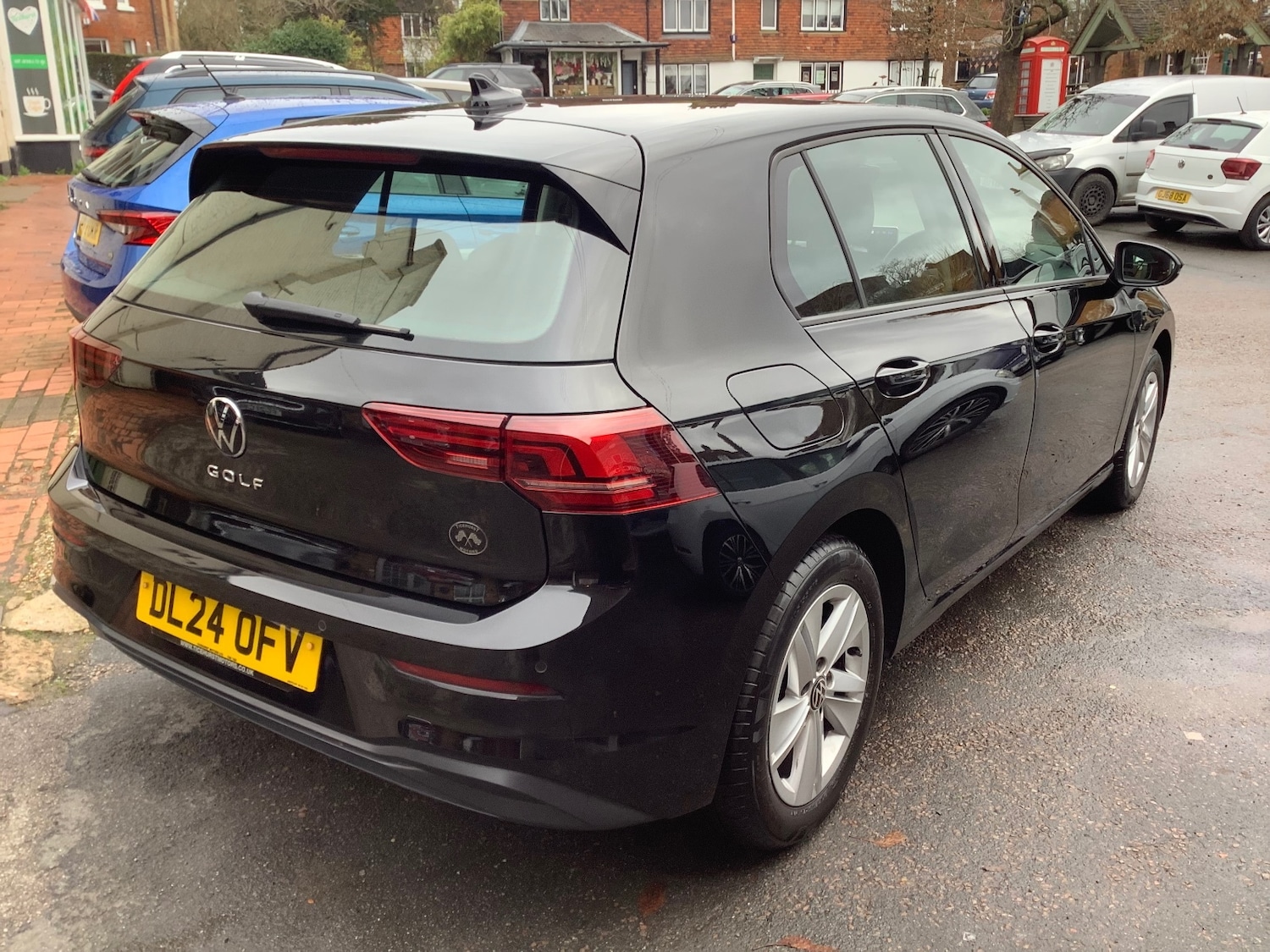 Used Volkswagen Golf 2024 for sale - 77552366: Photo 4