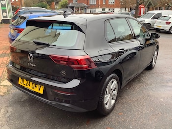 Used Volkswagen Golf 2024 for sale - 77552366: Photo