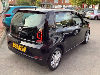 Used Volkswagen up! 2020 for sale - 76161374: Photo