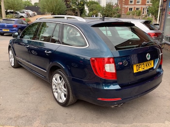 Used Skoda Superb 2013 for sale - 75735194: Photo