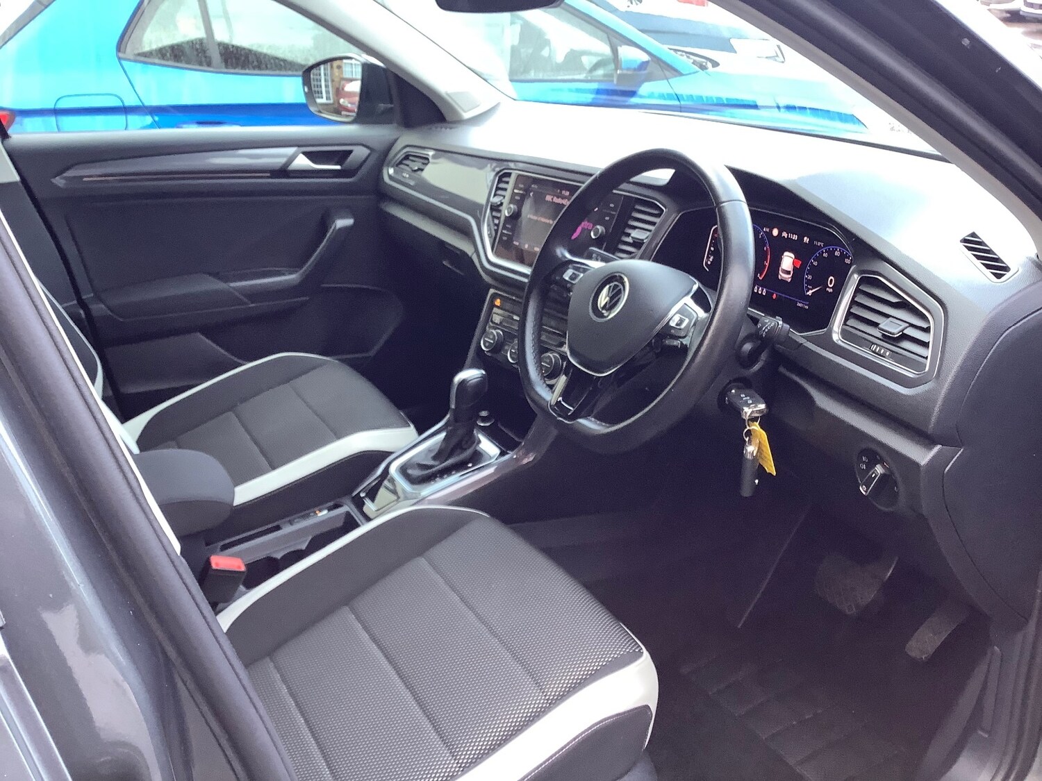 Used Volkswagen T-Roc 2021 for sale - 77512638: Photo 11