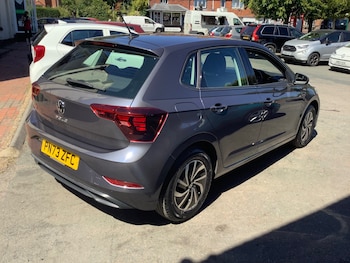 Used Volkswagen Polo 2023 for sale - 79542524: Photo