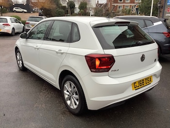 Used Volkswagen Polo 2018 for sale - 77170450: Photo