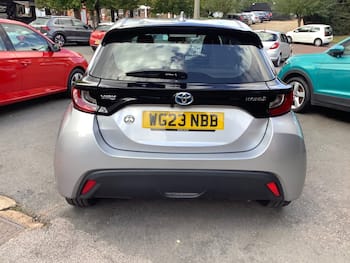 Used Toyota Yaris 2023 for sale - 79699076: Photo