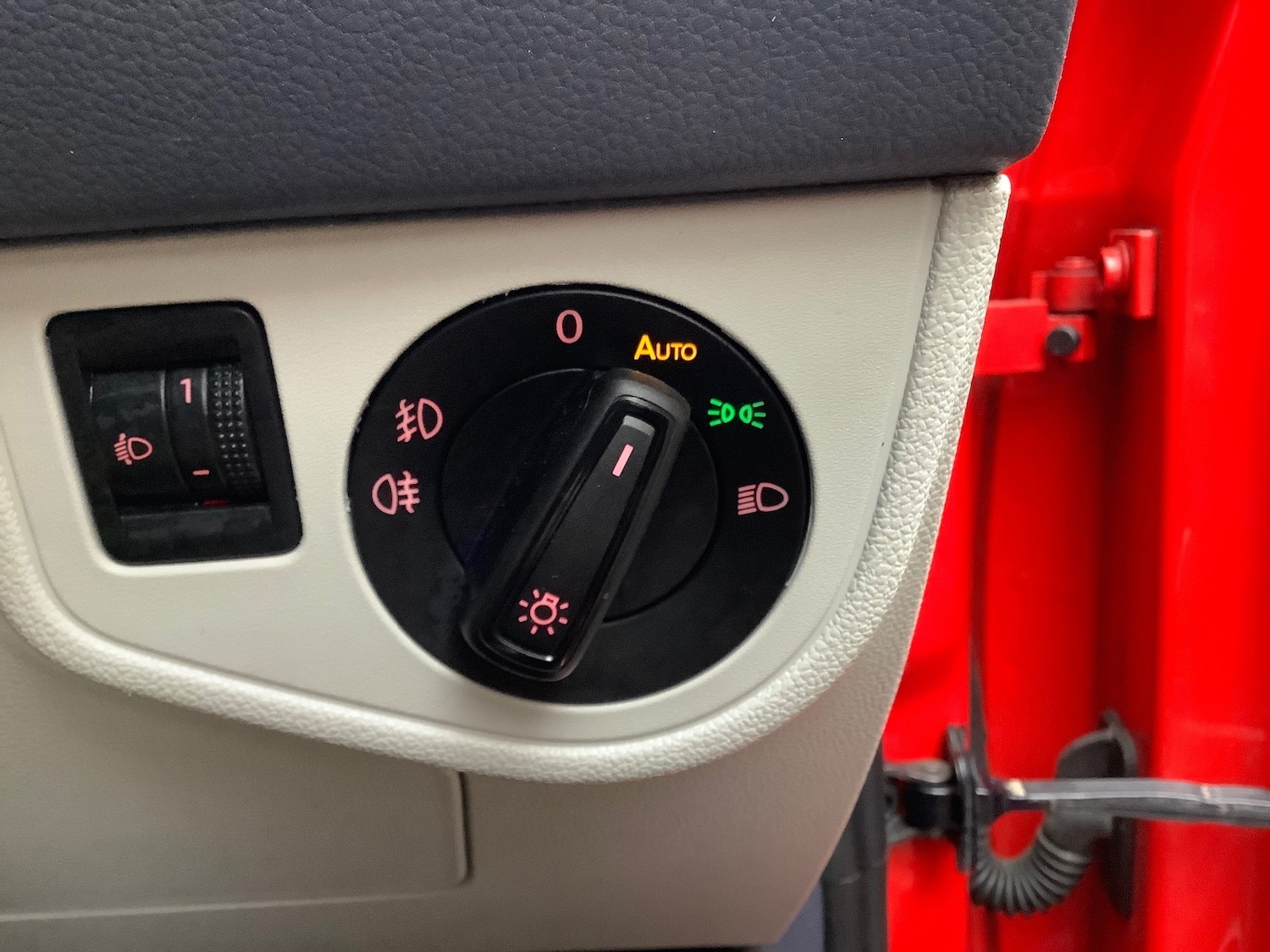 Used Volkswagen Polo 2019 for sale - 76544522: Photo 12