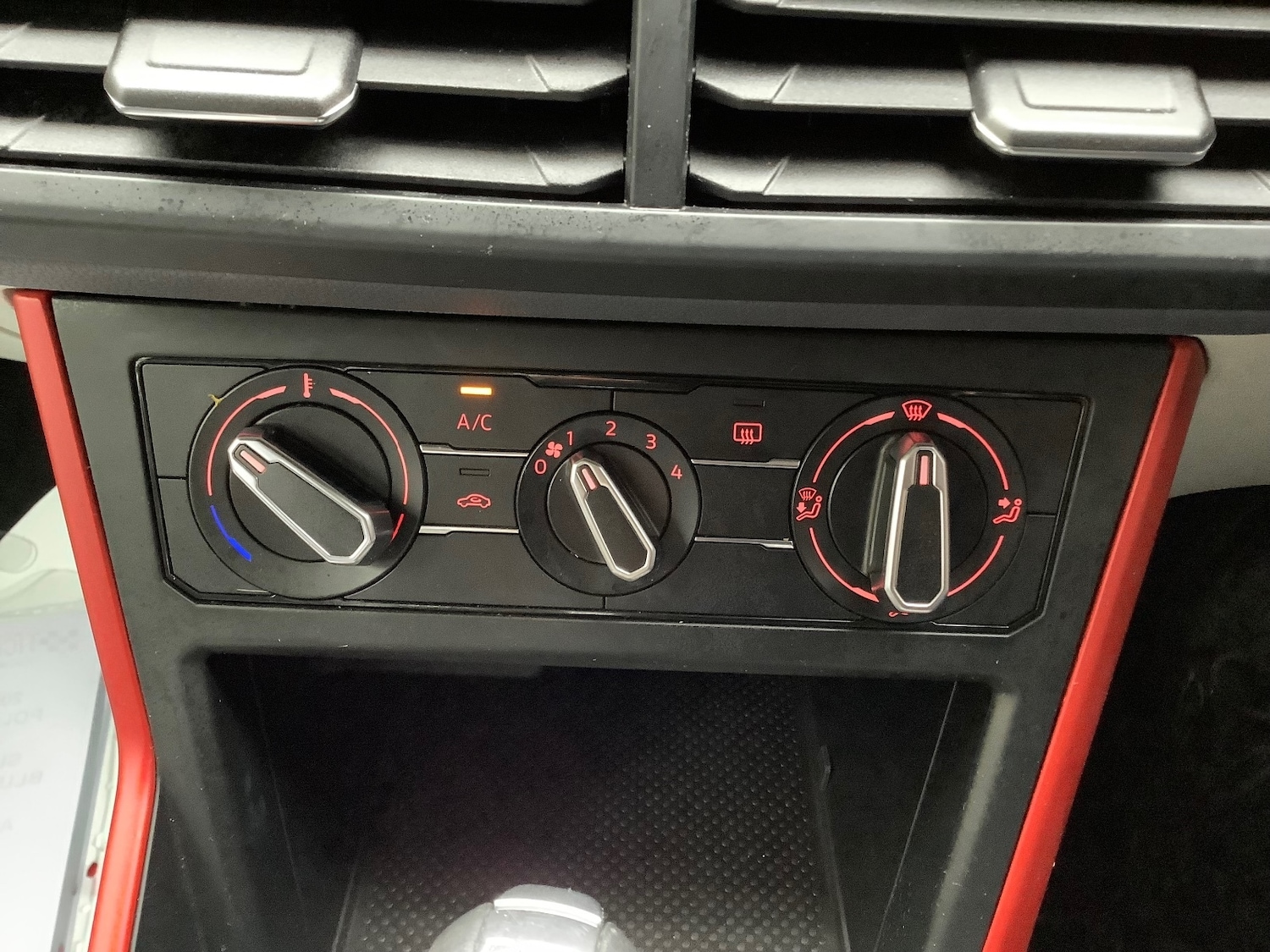 Used Volkswagen Polo 2019 for sale - 76544522: Photo 16