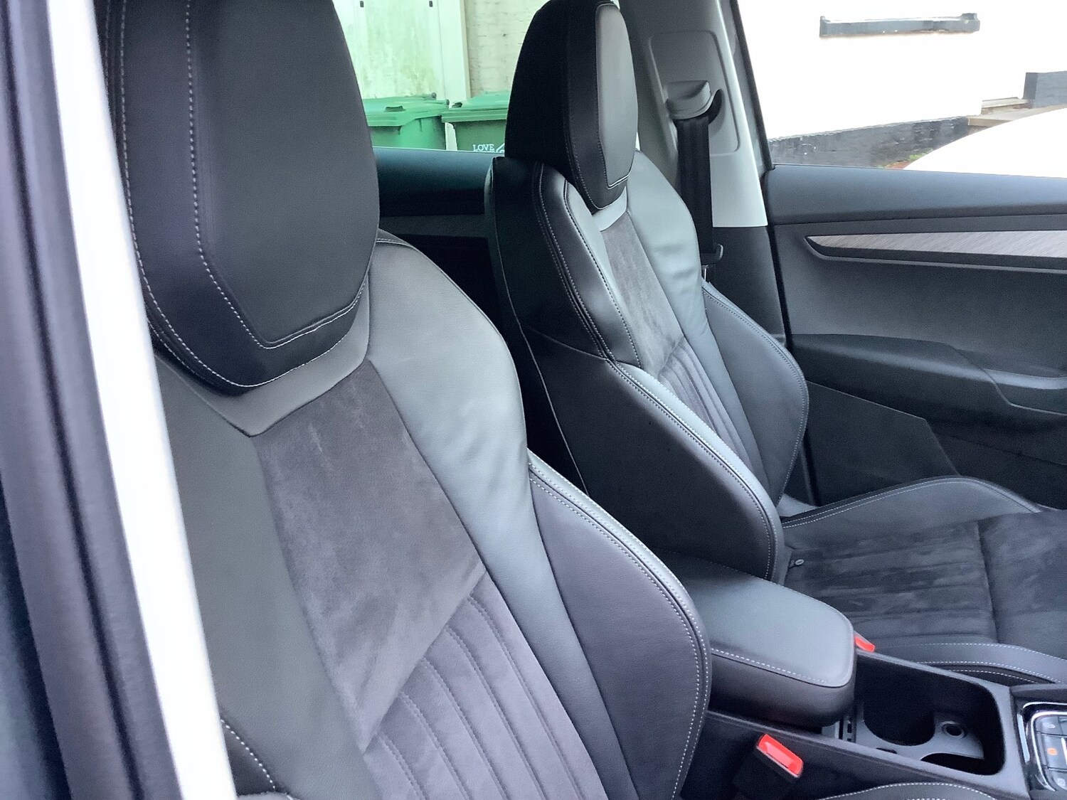 Used Skoda Karoq 2024 for sale - 76796362: Photo 10