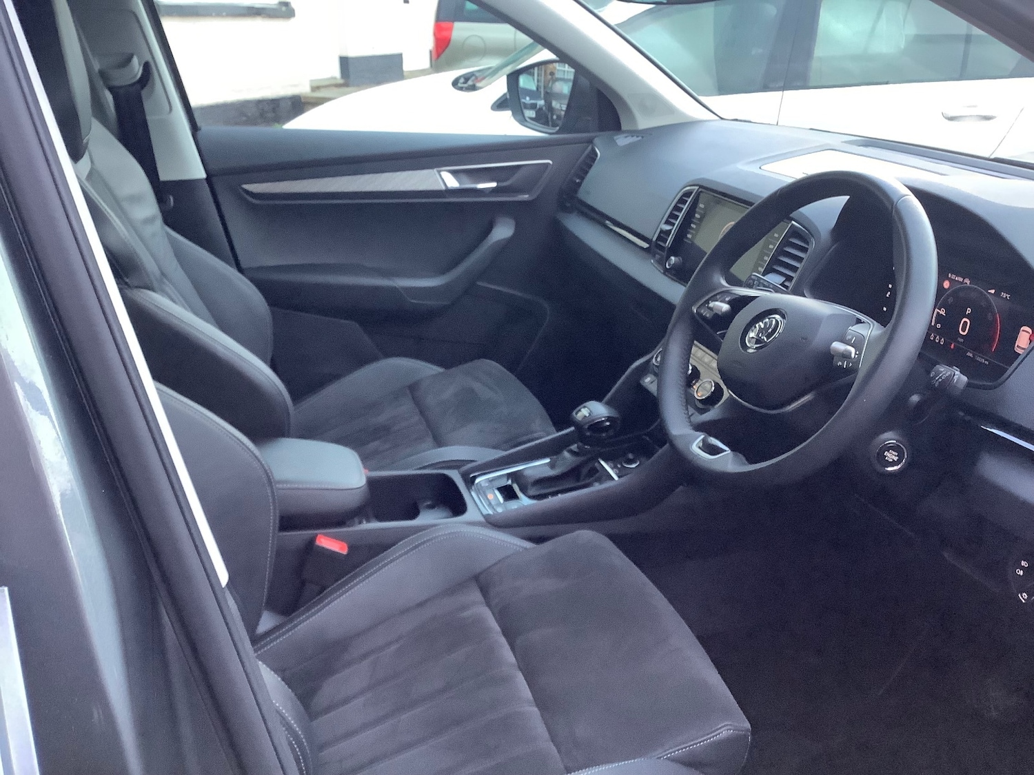 Used Skoda Karoq 2024 for sale - 76796362: Photo 11