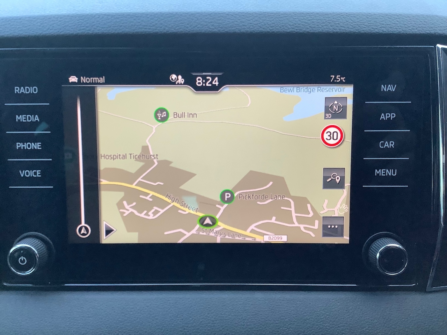 Used Skoda Karoq 2024 for sale - 76796362: Photo 23