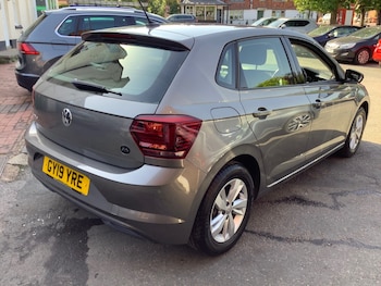 Used Volkswagen Polo 2019 for sale - 79051098: Photo