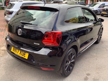 Used Volkswagen Polo 2017 for sale - 78606819: Photo