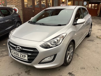 2016 - 1.6 SE 5dr Auto