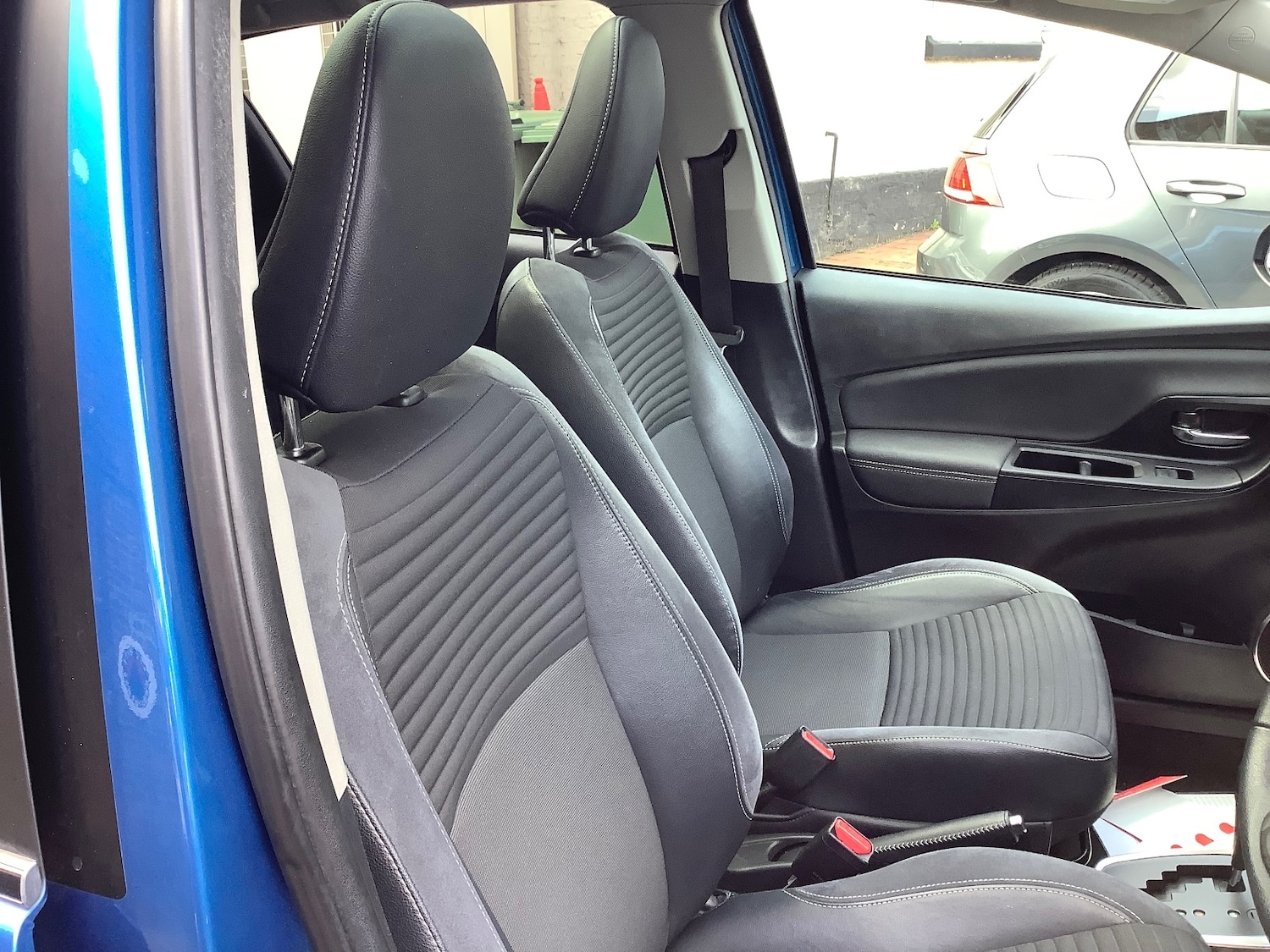 Used Toyota Yaris 2014 for sale - 77630779: Photo 9