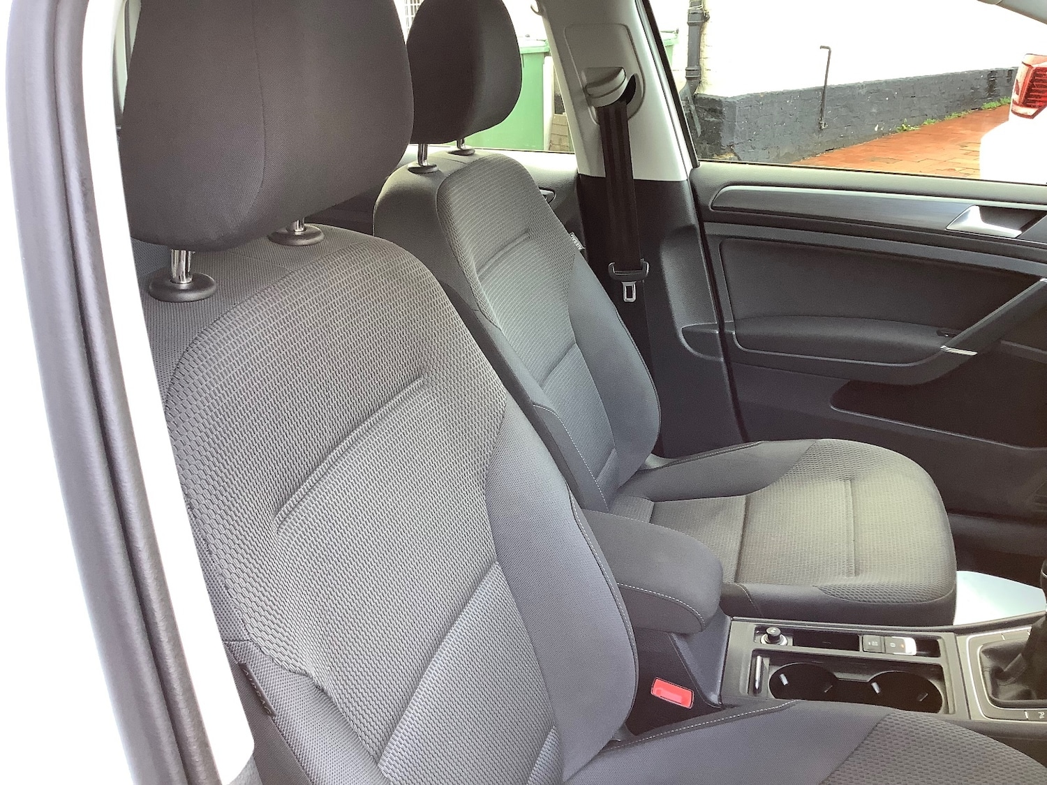 Used Volkswagen Golf 2018 for sale - 77235488: Photo 10