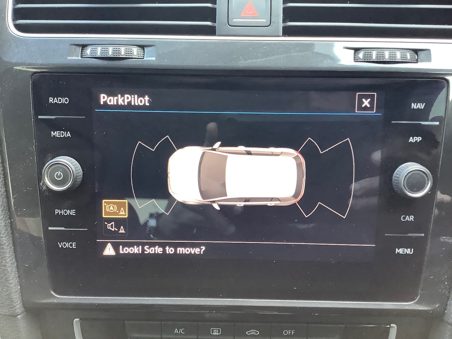 Used Volkswagen Golf 2018 for sale - 77235488: Photo 19