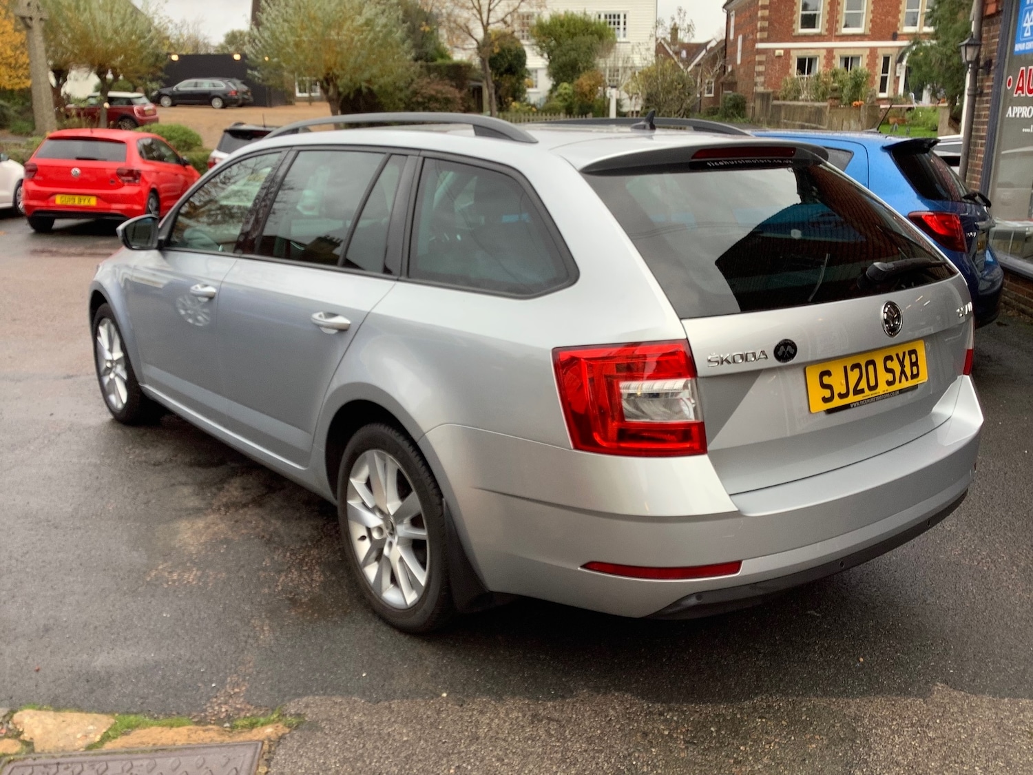 Used Skoda Octavia 2020 for sale - 76567940: Photo 2