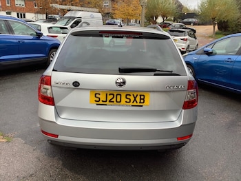 Used Skoda Octavia 2020 for sale - 76567940: Photo